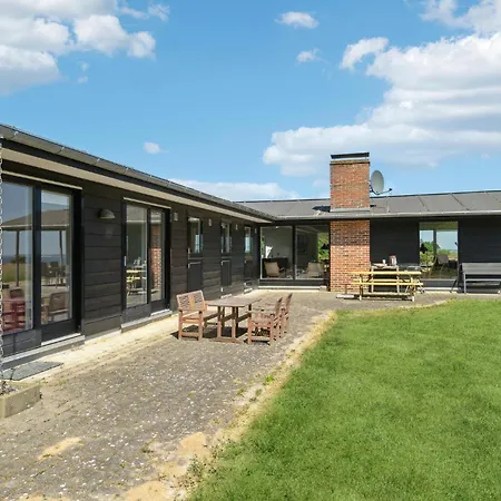 5 Bedroom Stunning In