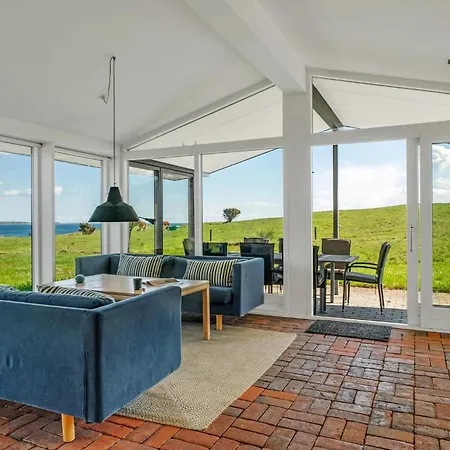 Prázdninový dům 5 Bedroom Stunning In Knebel